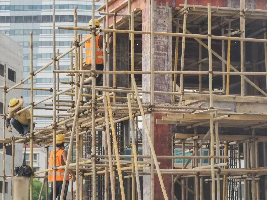 跃出地面, 二区地下结
