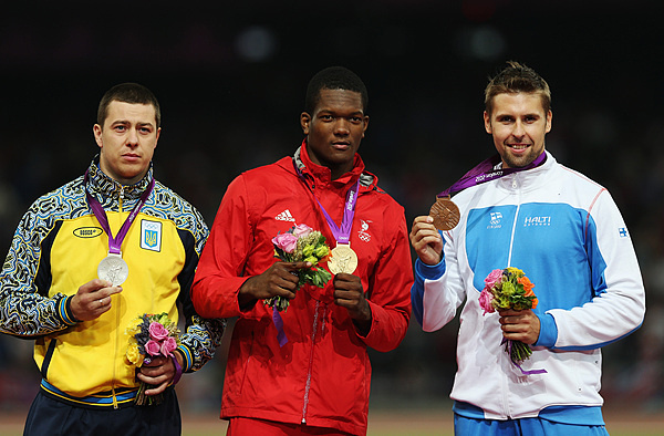 llYMS, 距离这位特 llYMS, 距离这位特